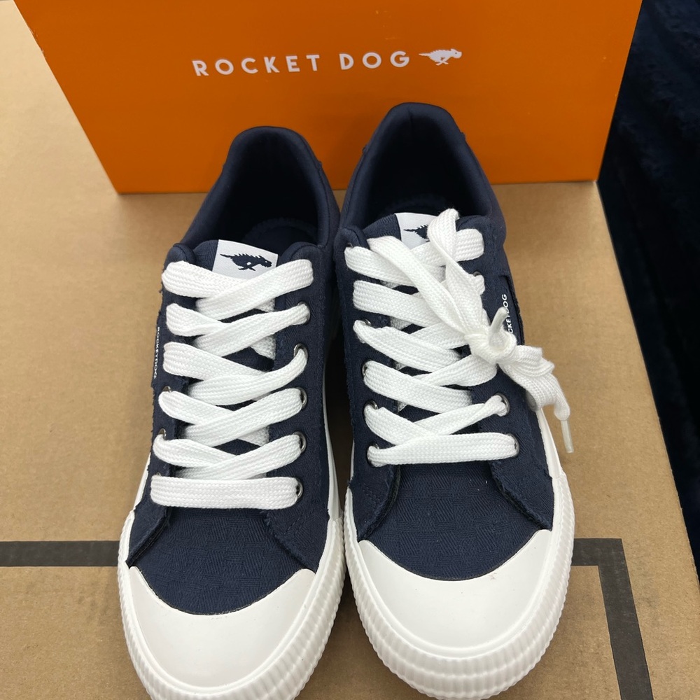 Women’s rocket dog sneakers, size 8, navy blue lace shoes, new in the box